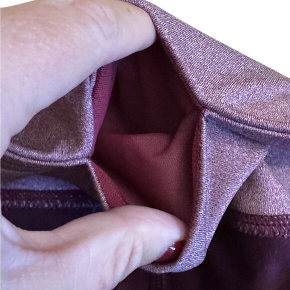 Under Armour Women's Compression Cold Weather High Rise Leggings Size XL - Picture 9 of 9